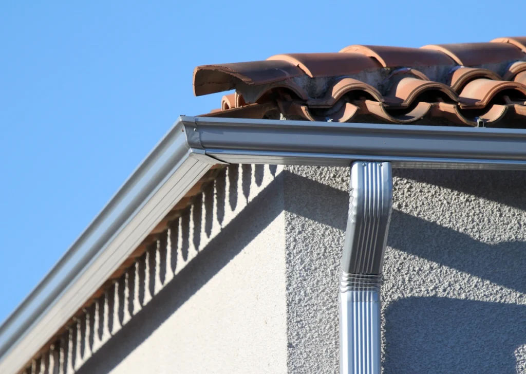 roof with Aluminum gutters installed